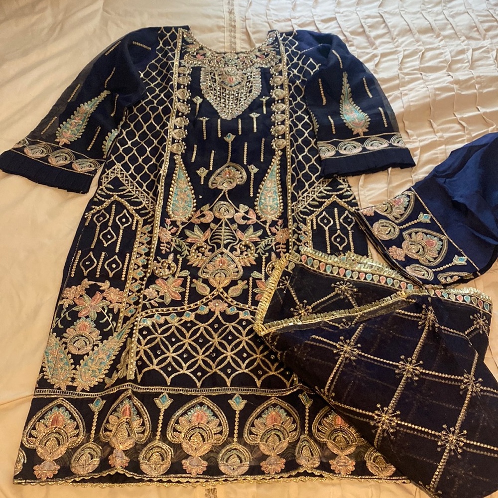 Pakistani/ Indian 3 piece suit